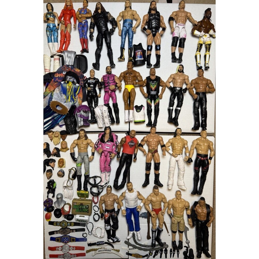 WWE Elite Legends Mixed Action Figure & Accessories 96 Pc Lot 25 Full Figures